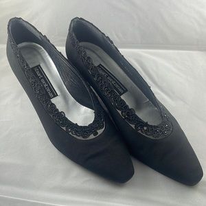 Stuart Weitzman 'Negligee' Black Peau Pumps - Size 8.5, Gently Loved